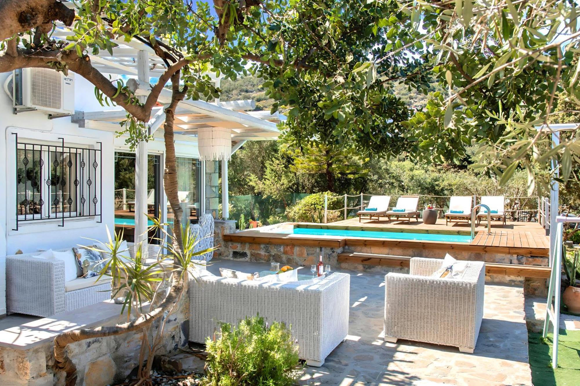 Cretan Lodge Heated Pool Agios Nikolaos  Exterior photo