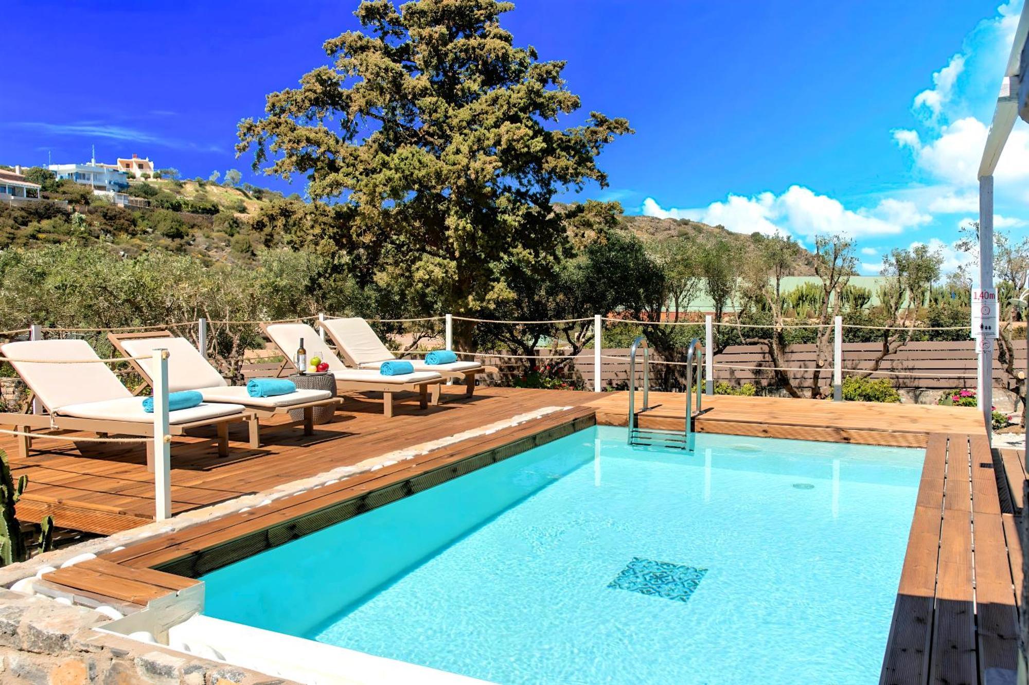 Cretan Lodge Heated Pool Agios Nikolaos  Exterior photo